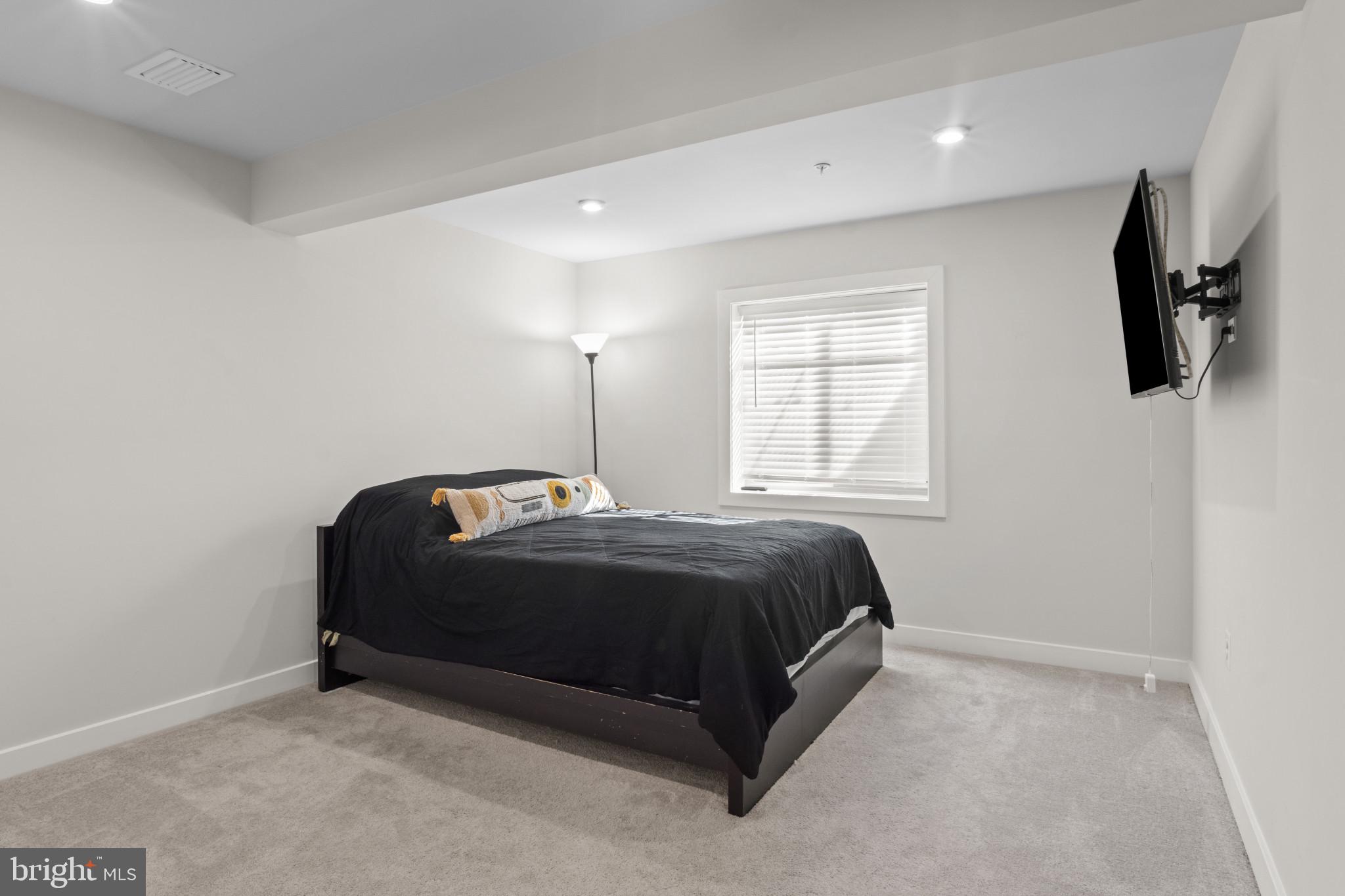 CANTER CREEK - Residential