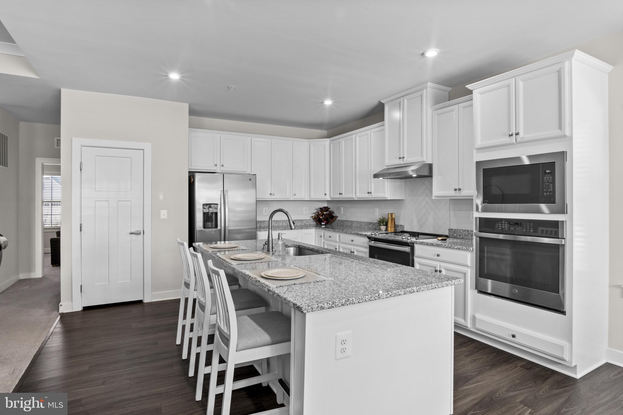 CANTER CREEK - Residential