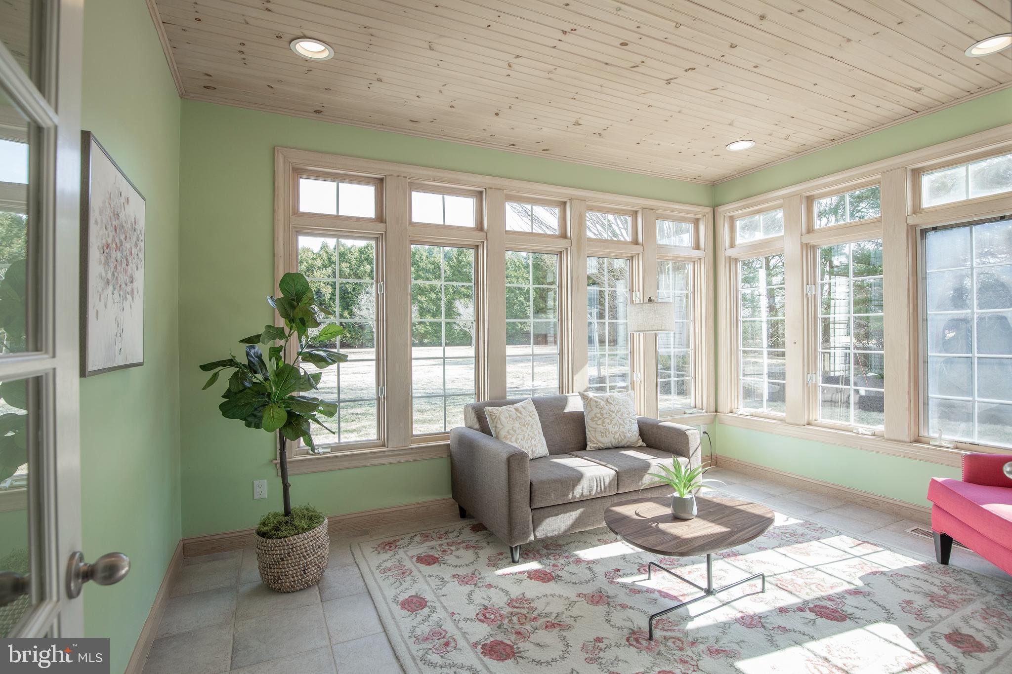 IRON GATE - Residential