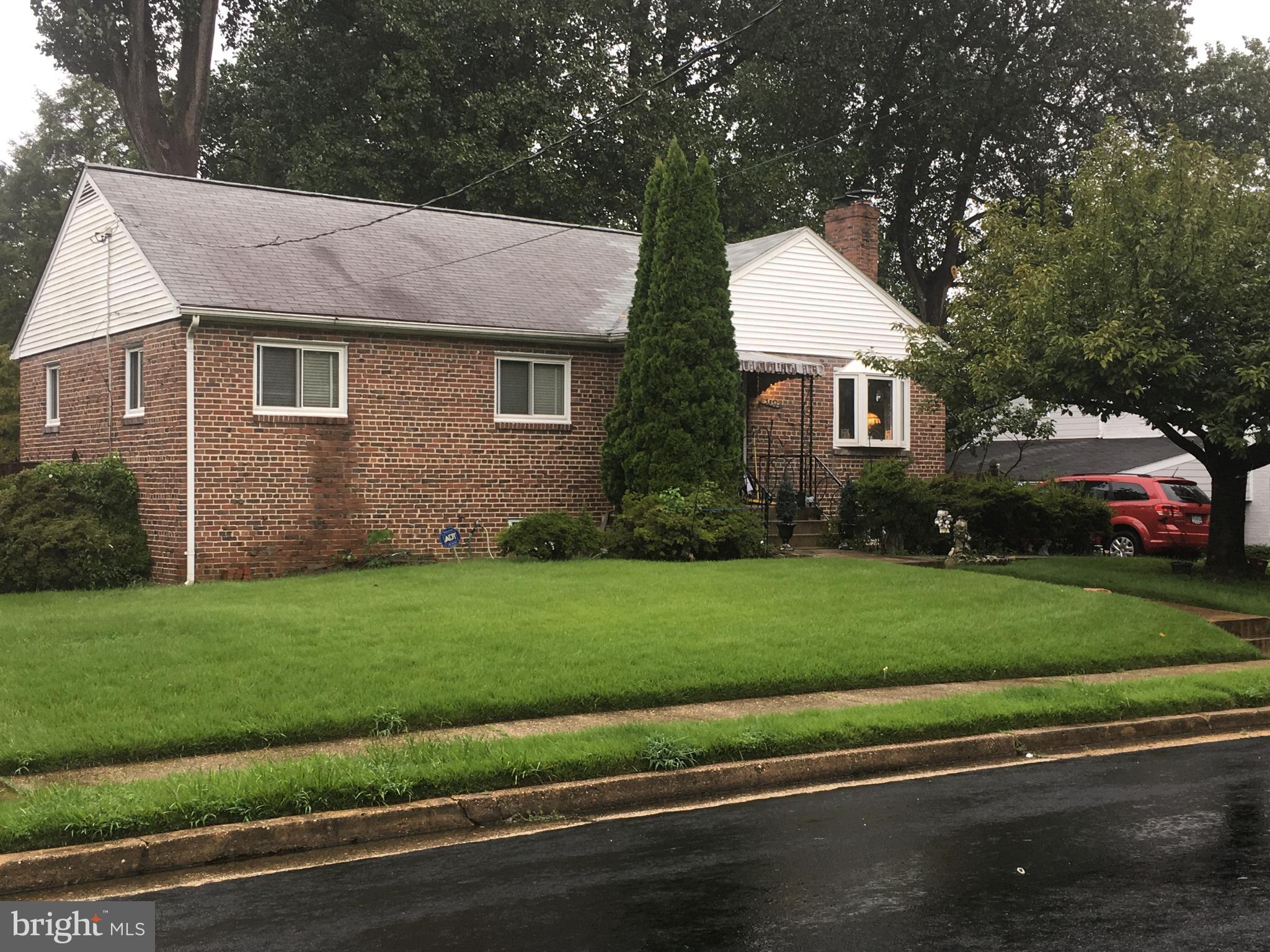 BROYHILL HILLS - Residential