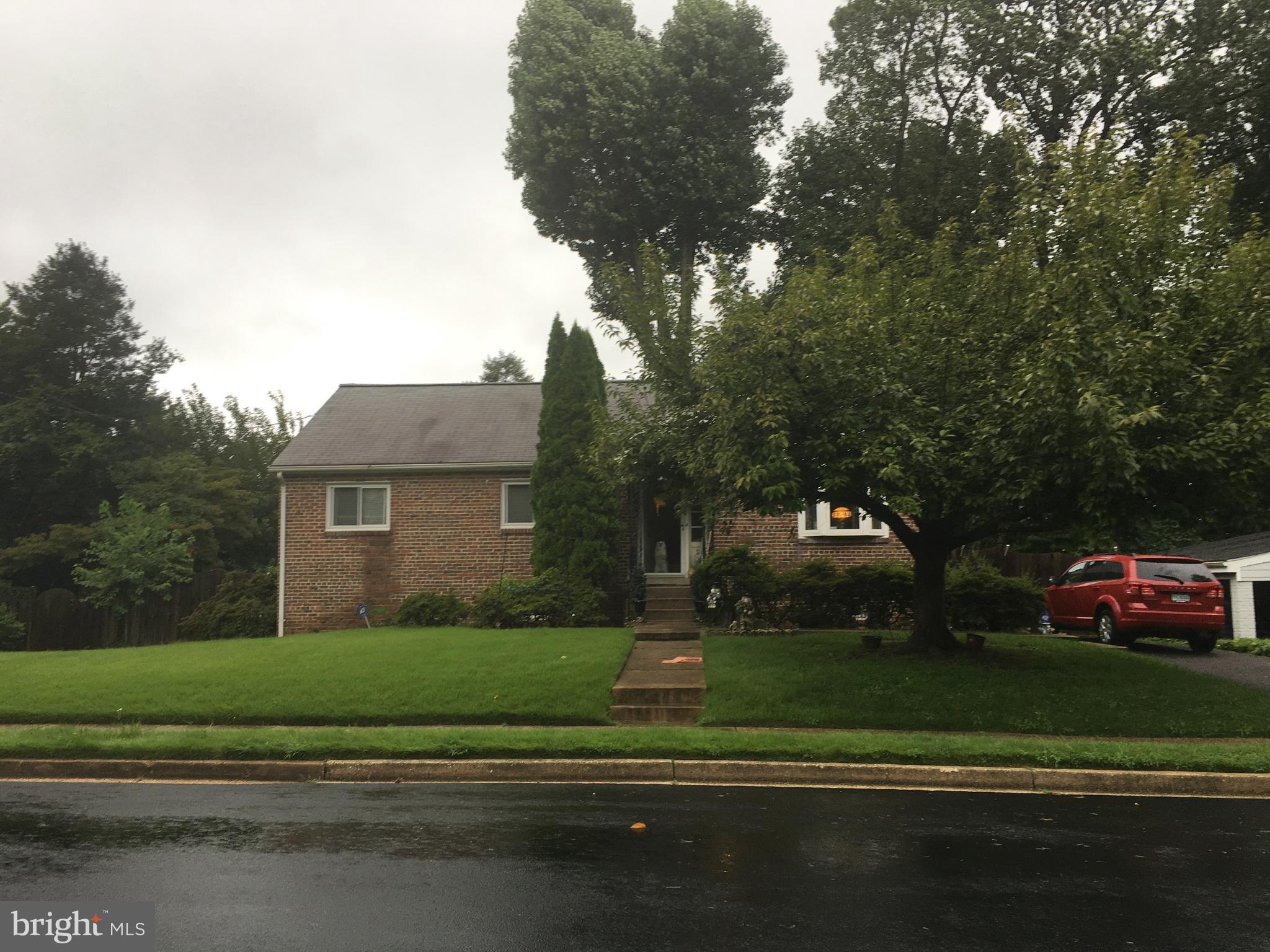 BROYHILL HILLS - Residential