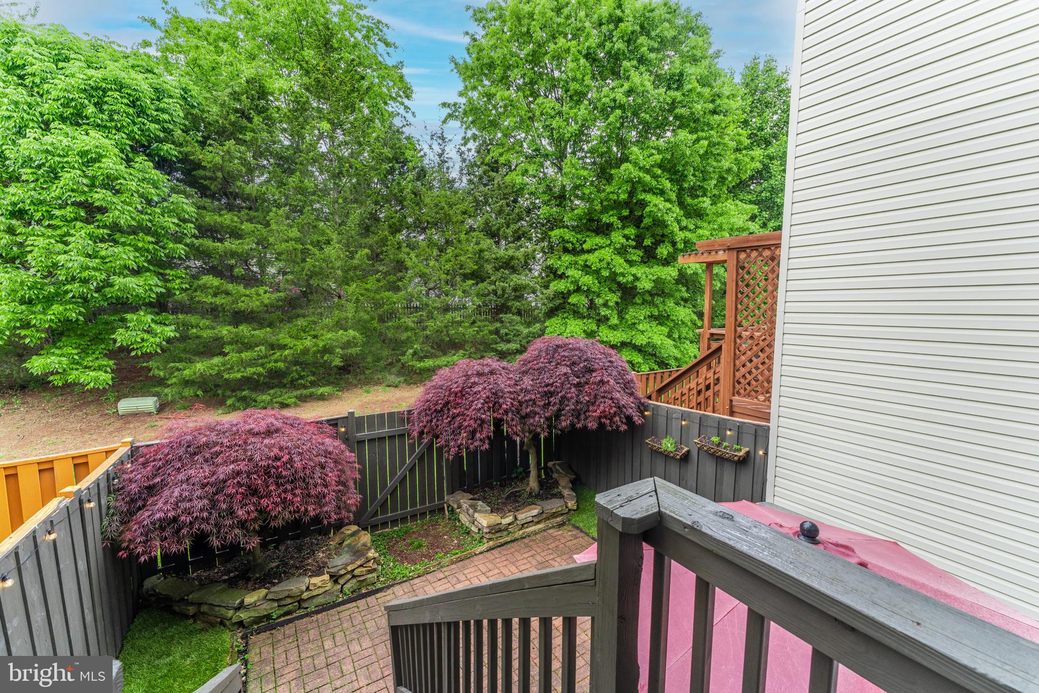 GREENHILL CROSSING - Residential