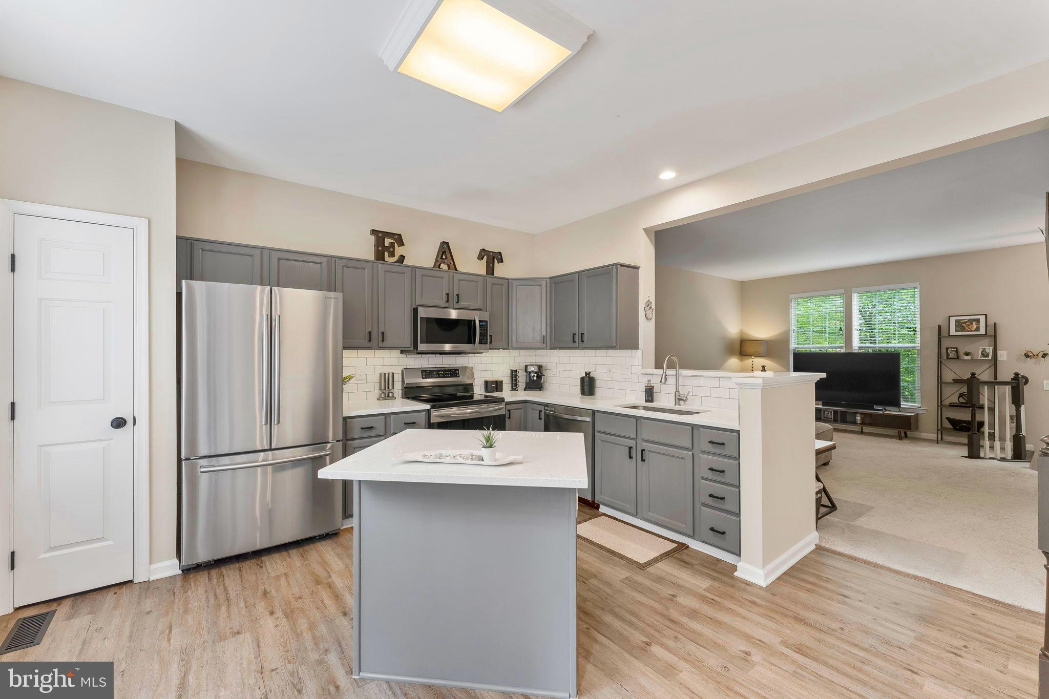 GREENHILL CROSSING - Residential