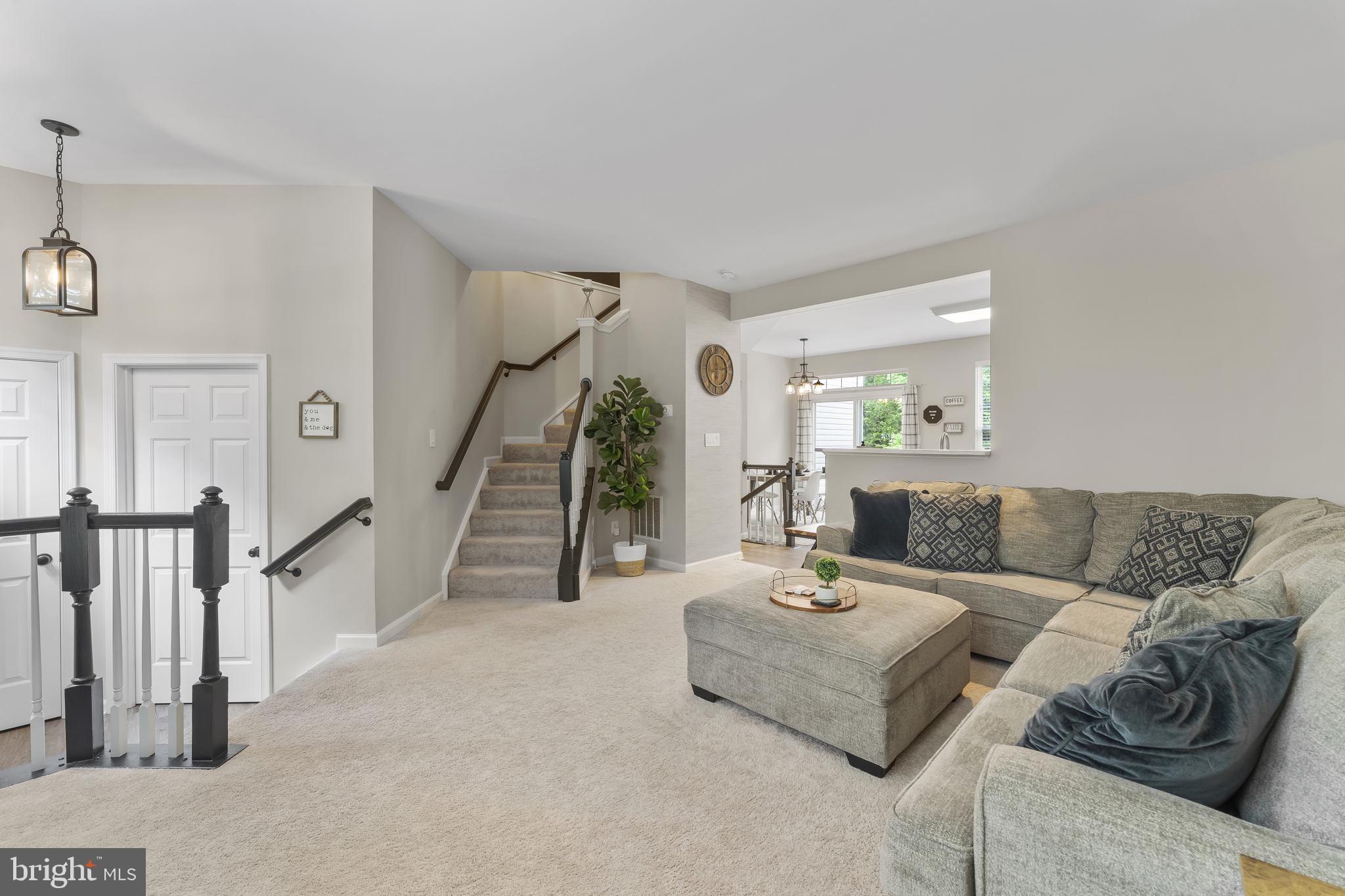 GREENHILL CROSSING - Residential