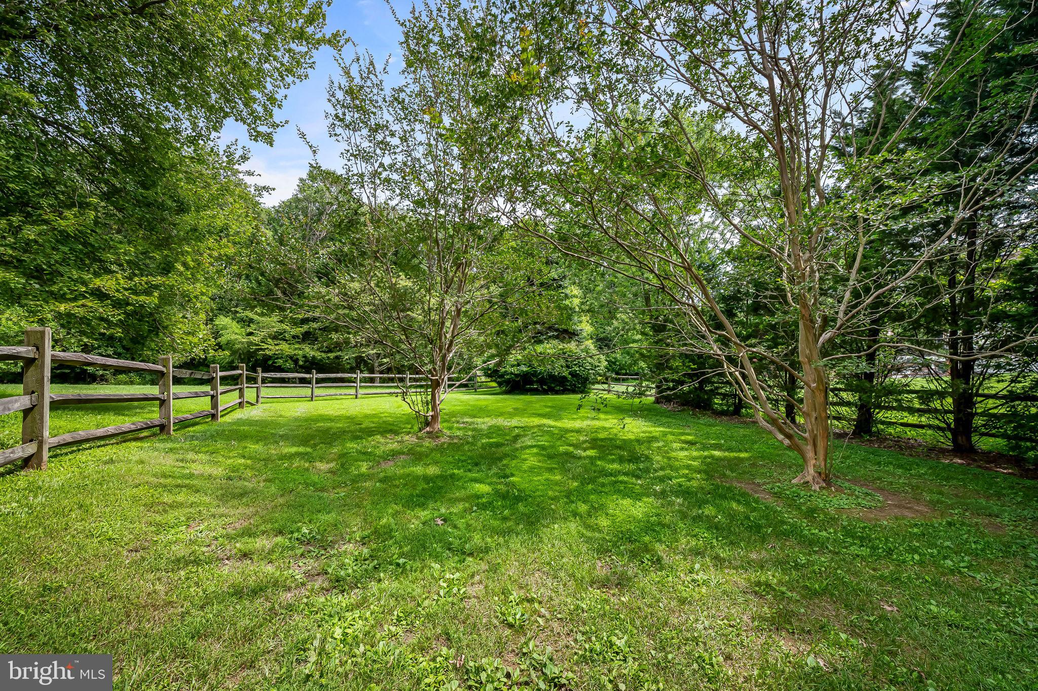 KINGS CHARTER - Residential