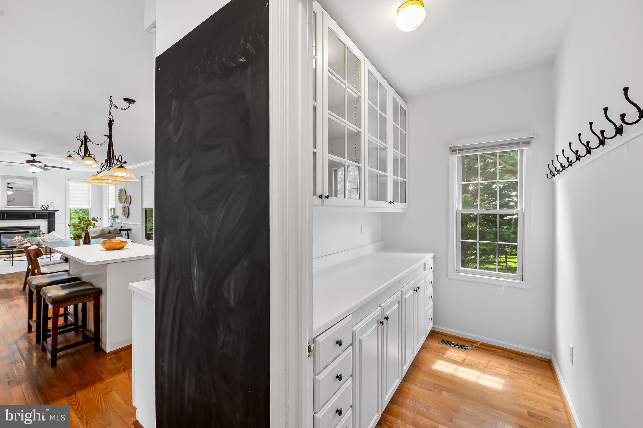 KINGS CHARTER - Residential