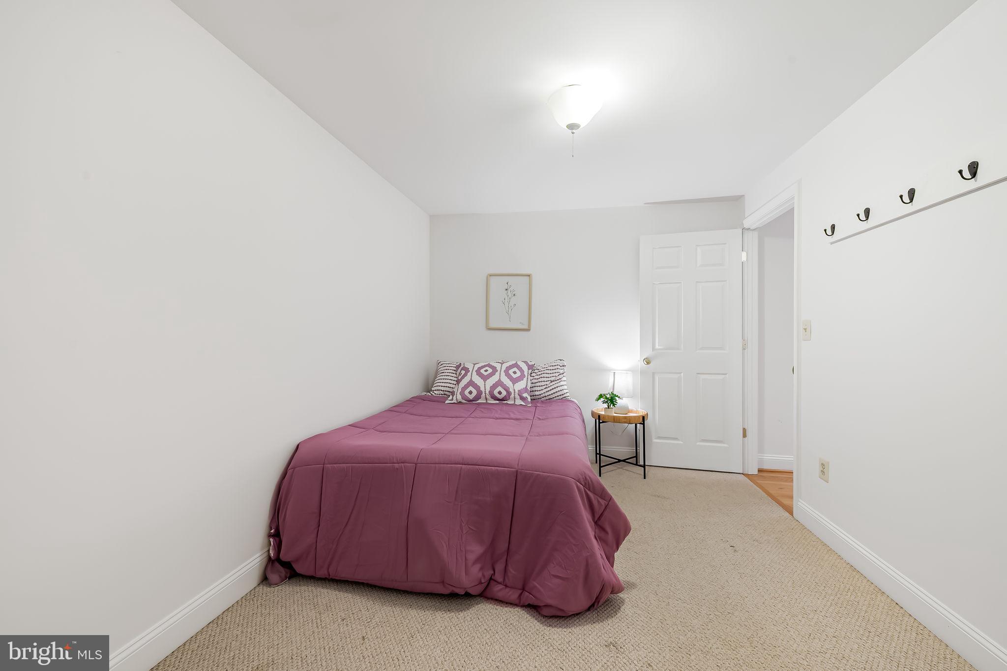 KINGS CHARTER - Residential