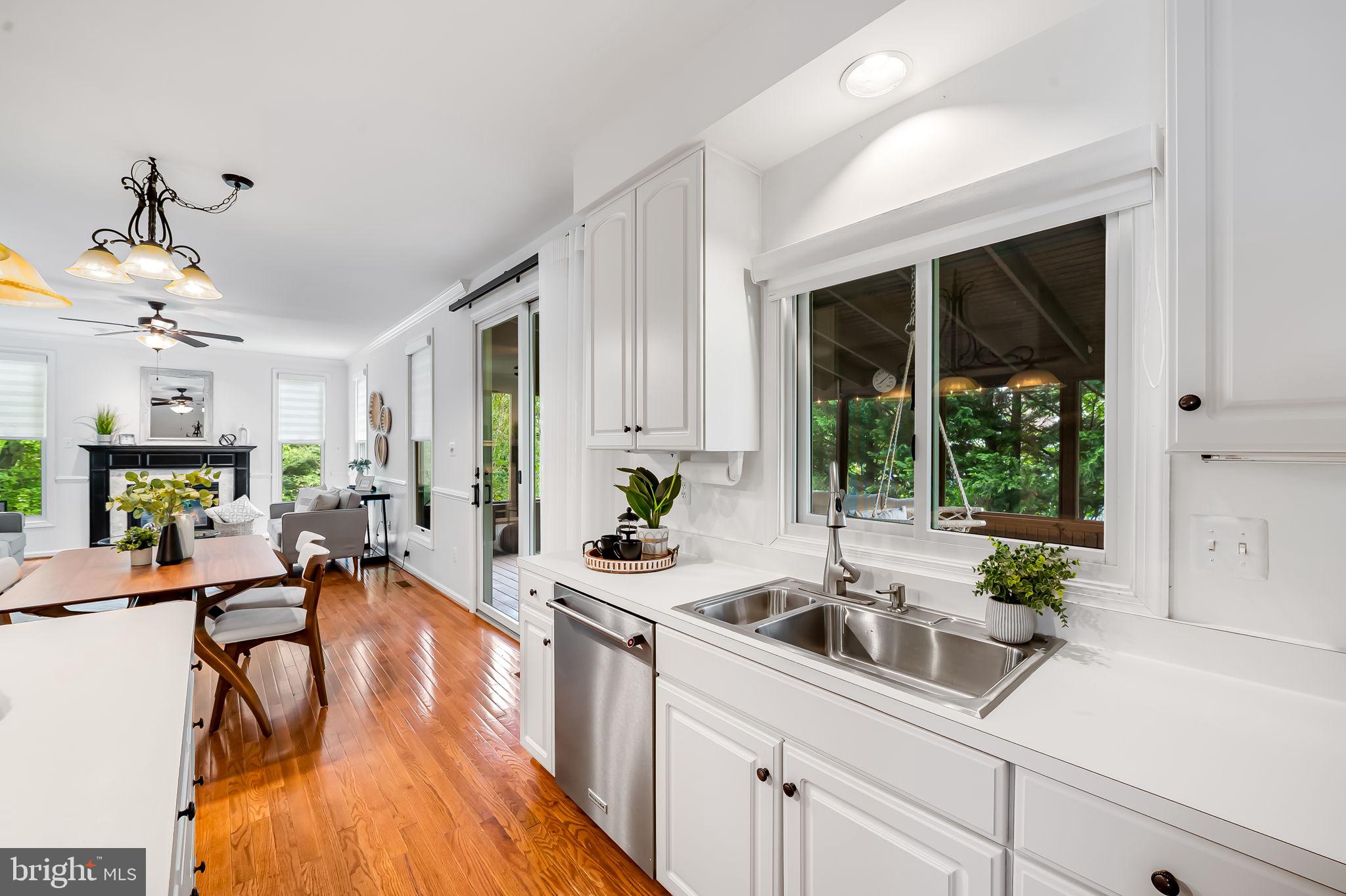 KINGS CHARTER - Residential