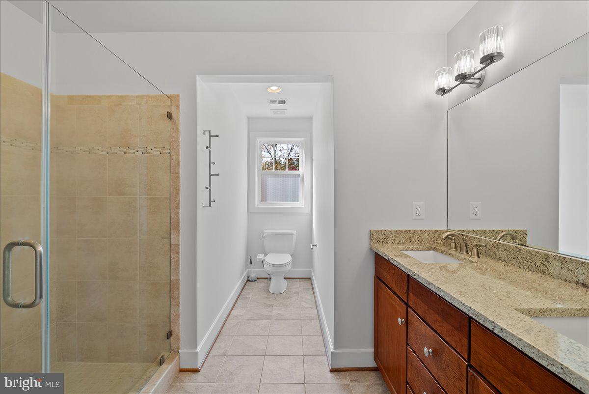 CHESTNUT HILL - Residential Lease