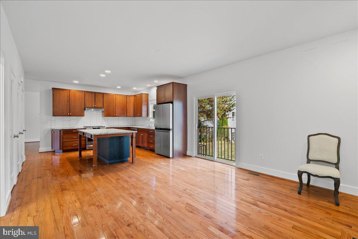 CHESTNUT HILL - Residential Lease