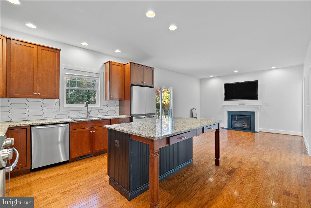 CHESTNUT HILL - Residential Lease