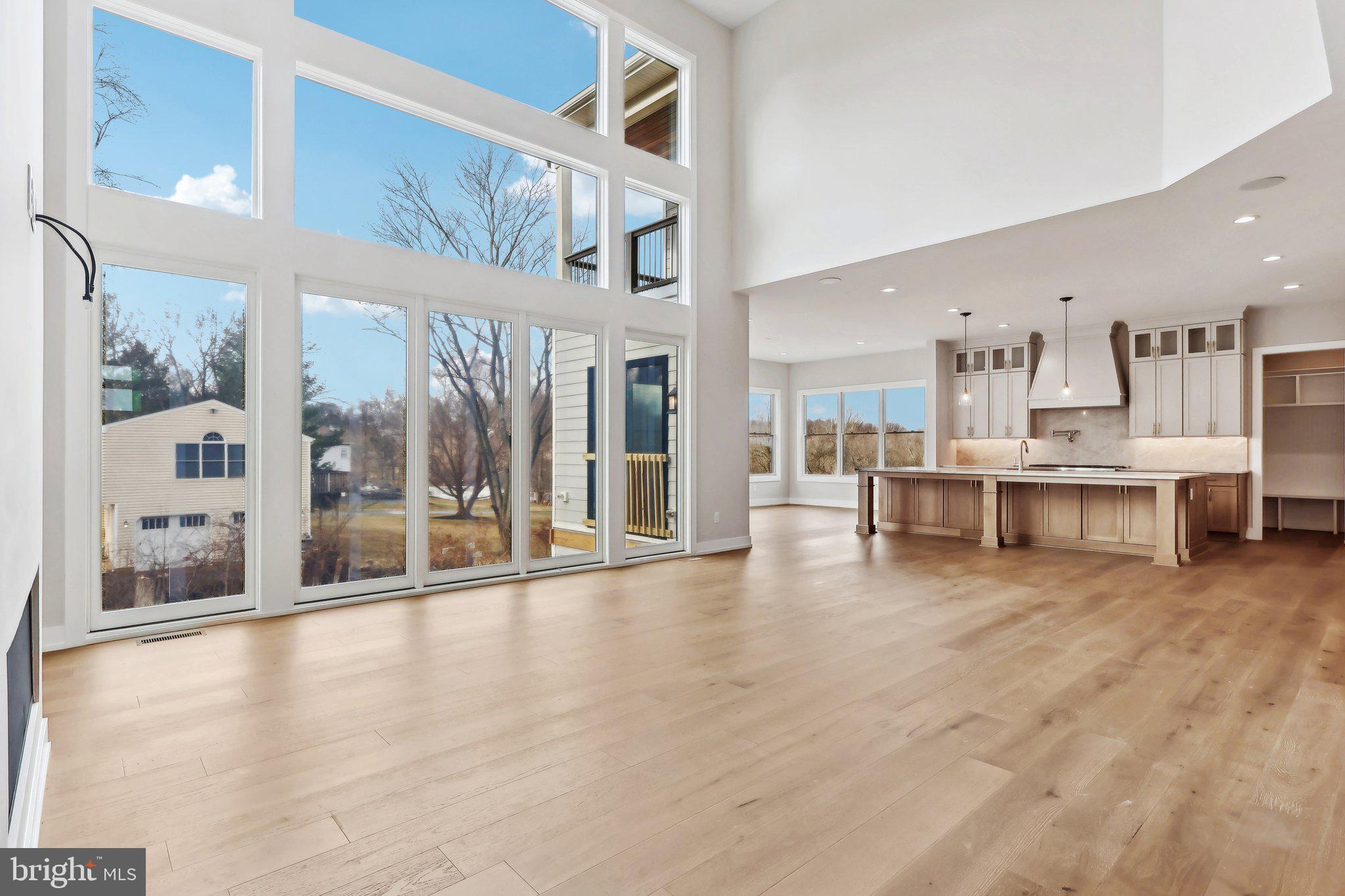 3126 RIDGEVIEW COURT