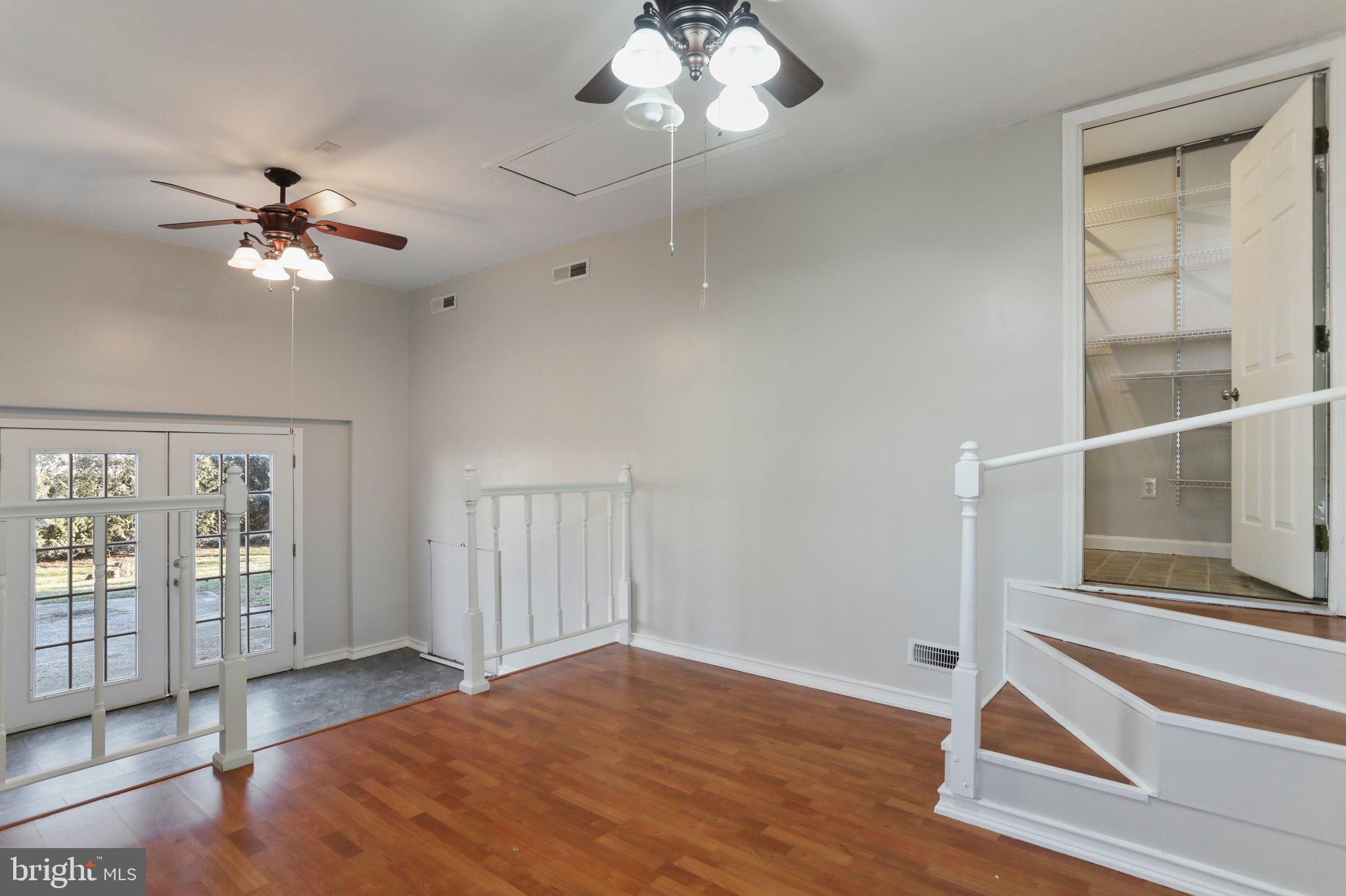 SYLVAN GROVE - Residential