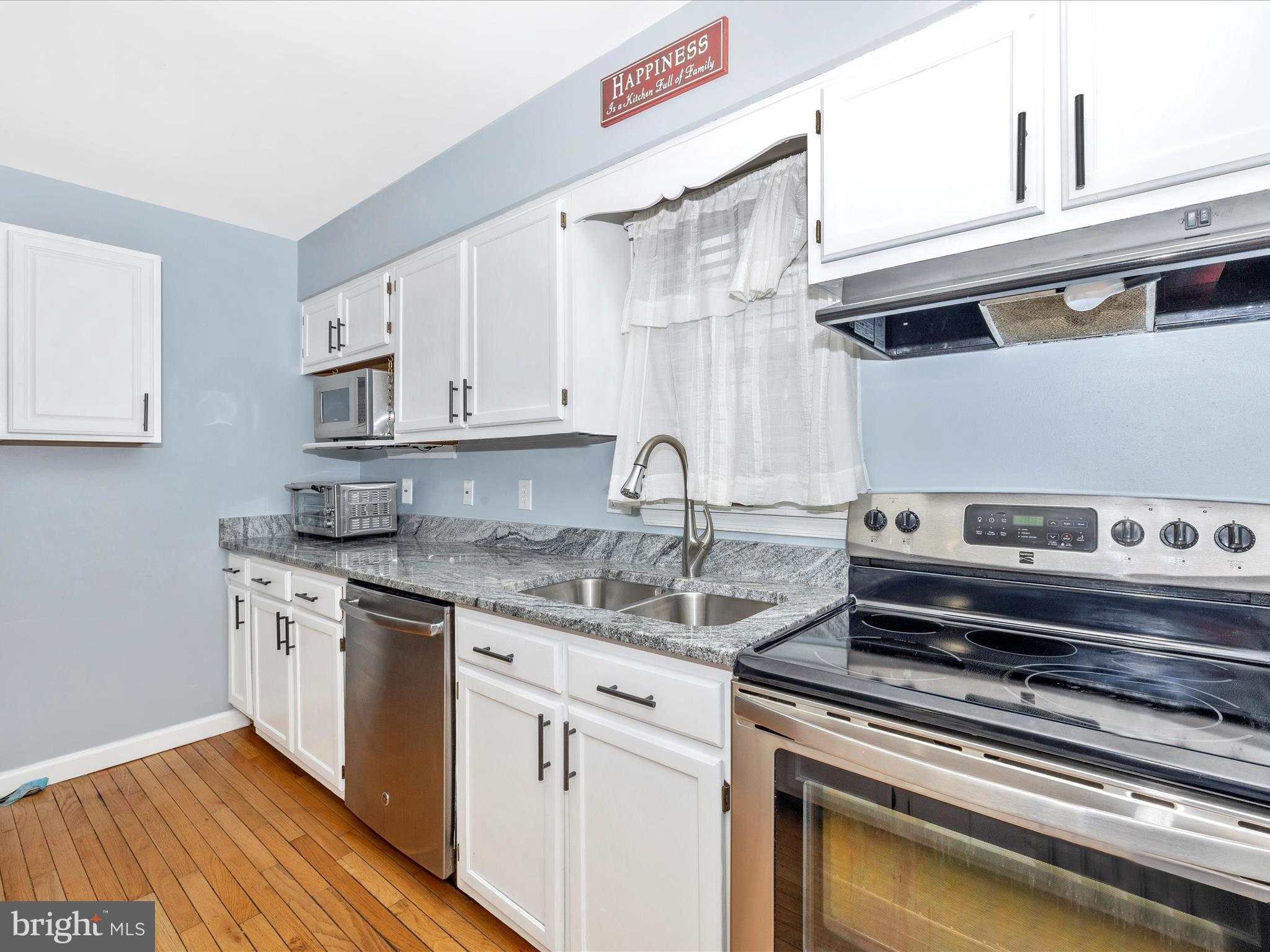 MT AIRY ESTATES - Residential