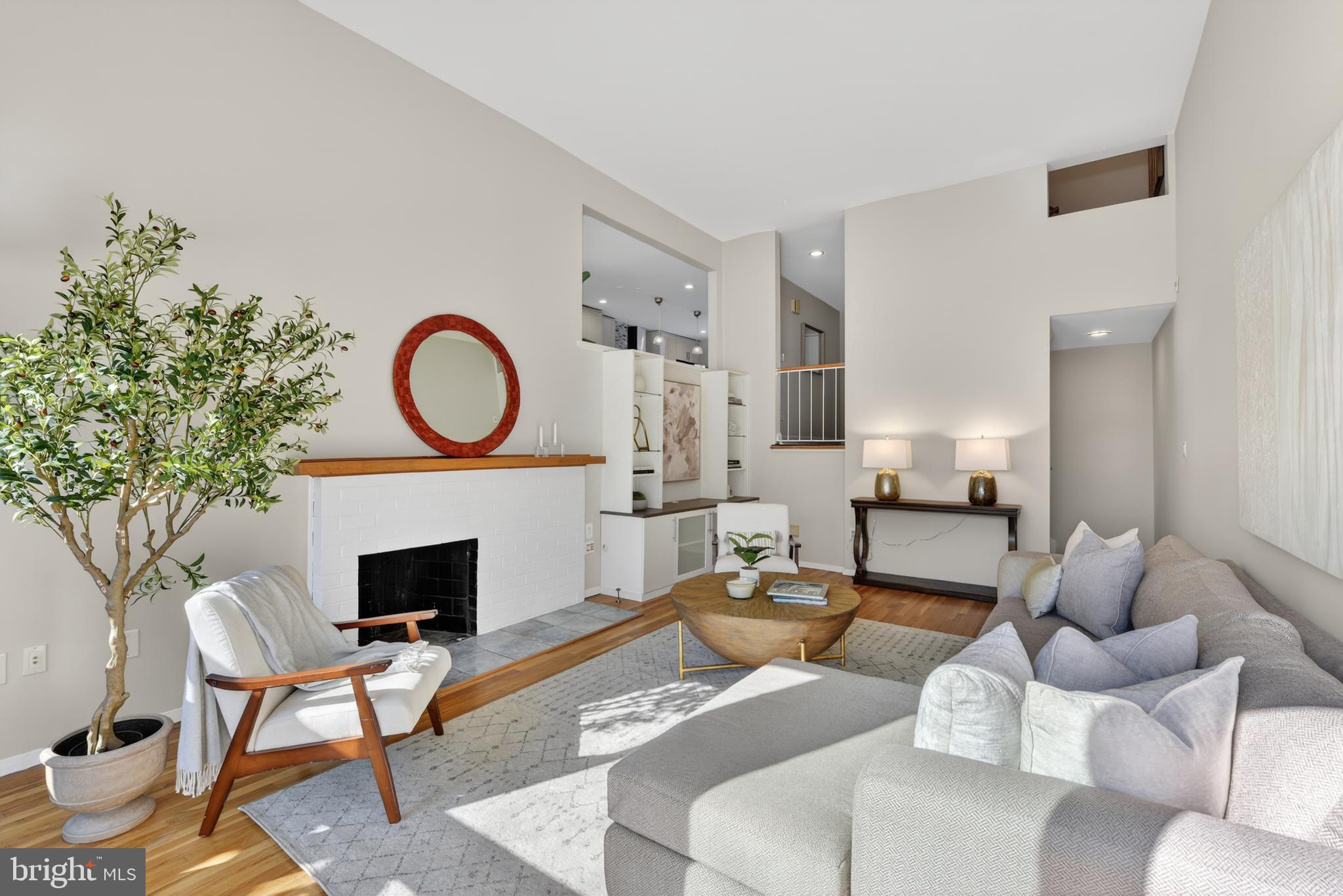 RESTON - Residential