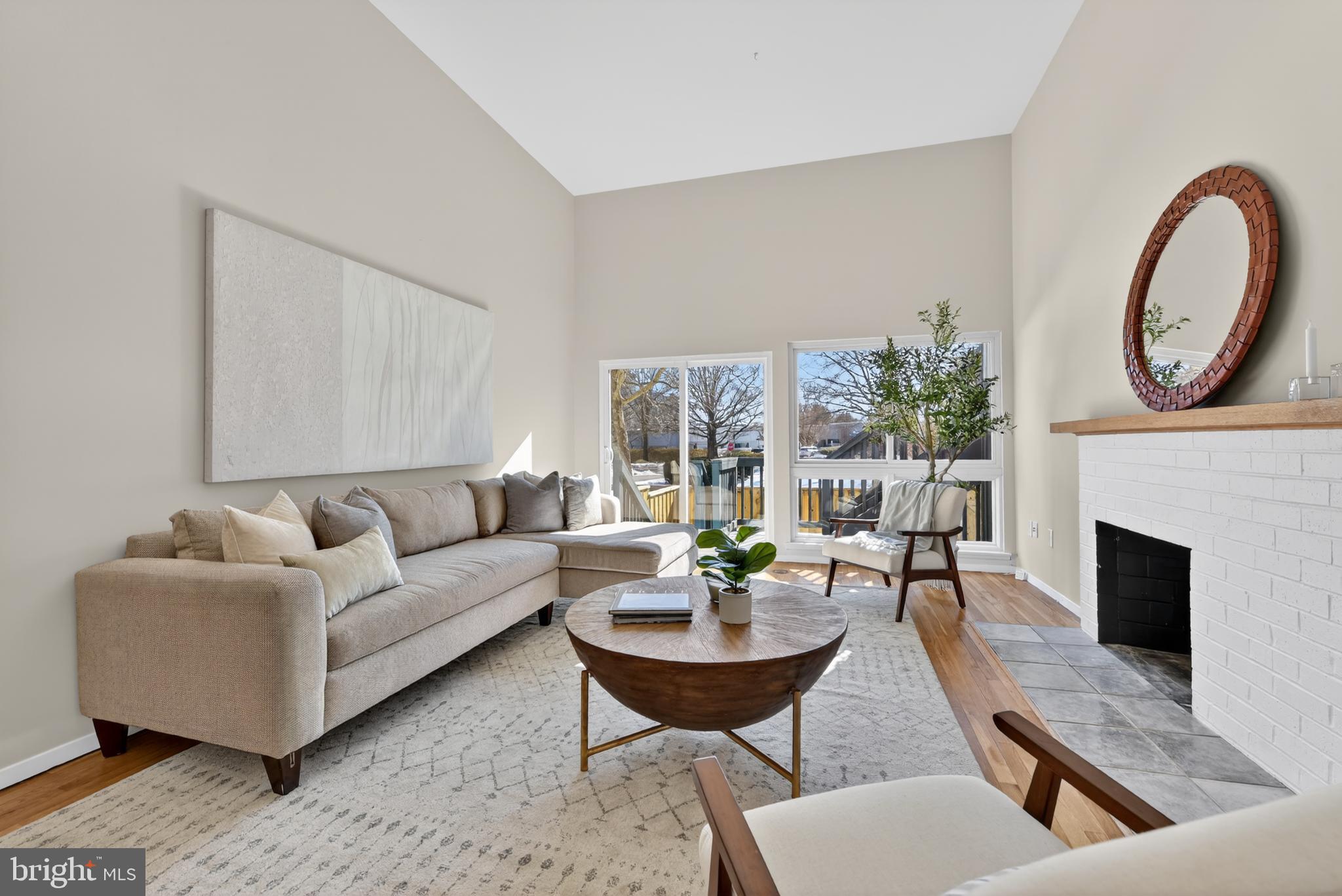 RESTON - Residential