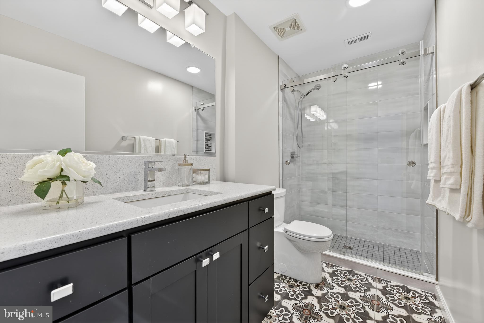 RESTON - Residential