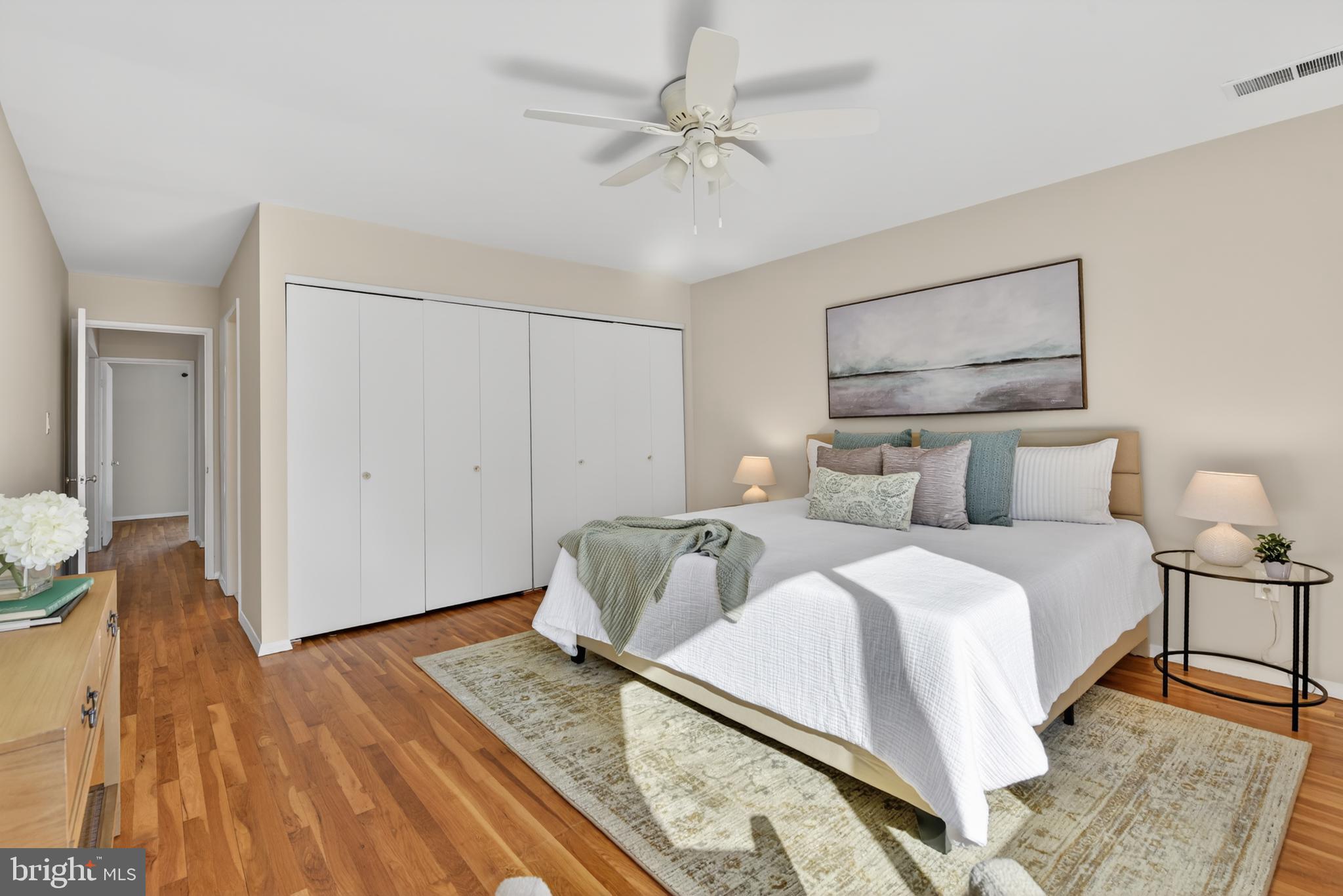 RESTON - Residential