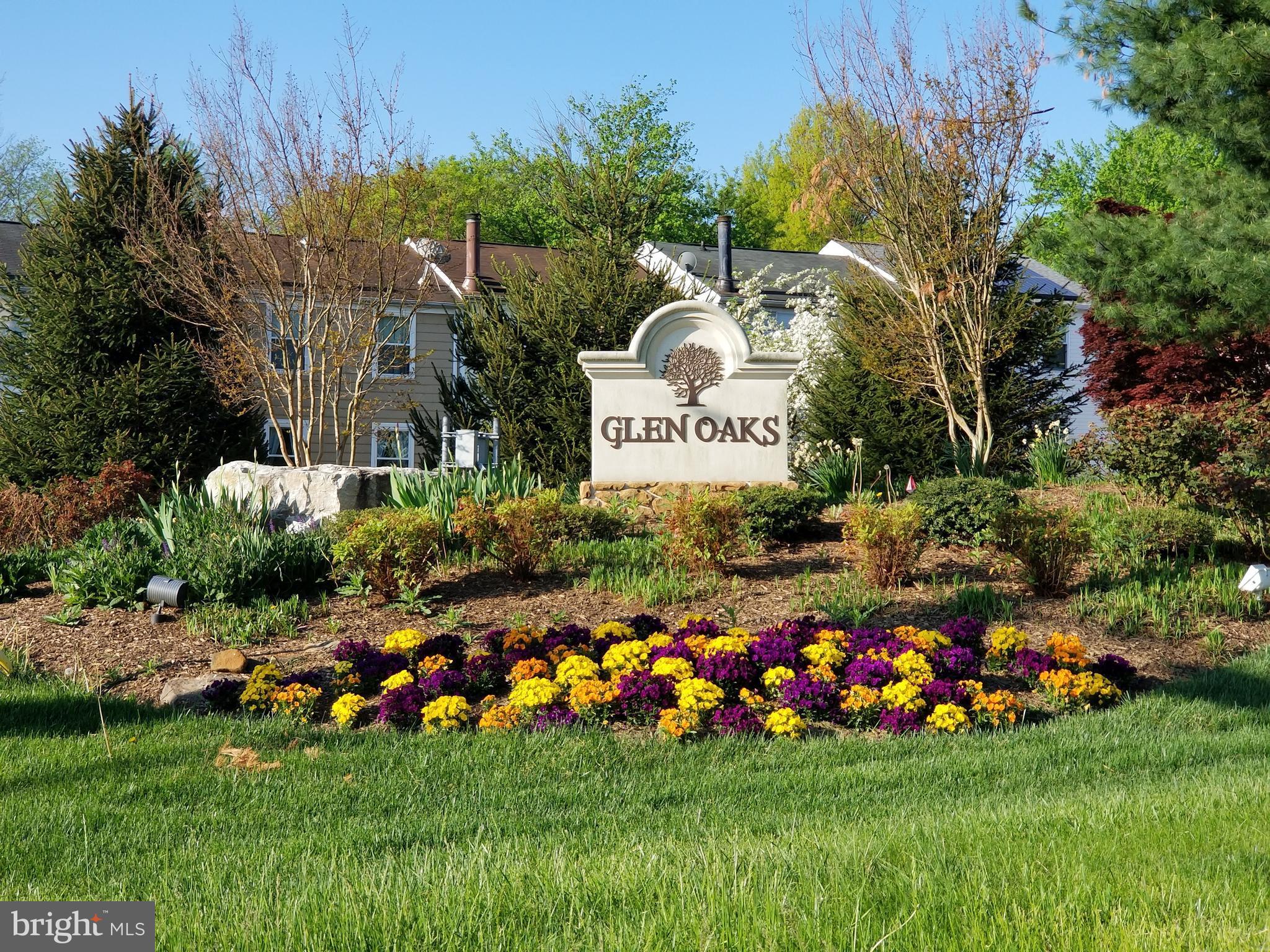 GLEN OAKS - Residential Lease
