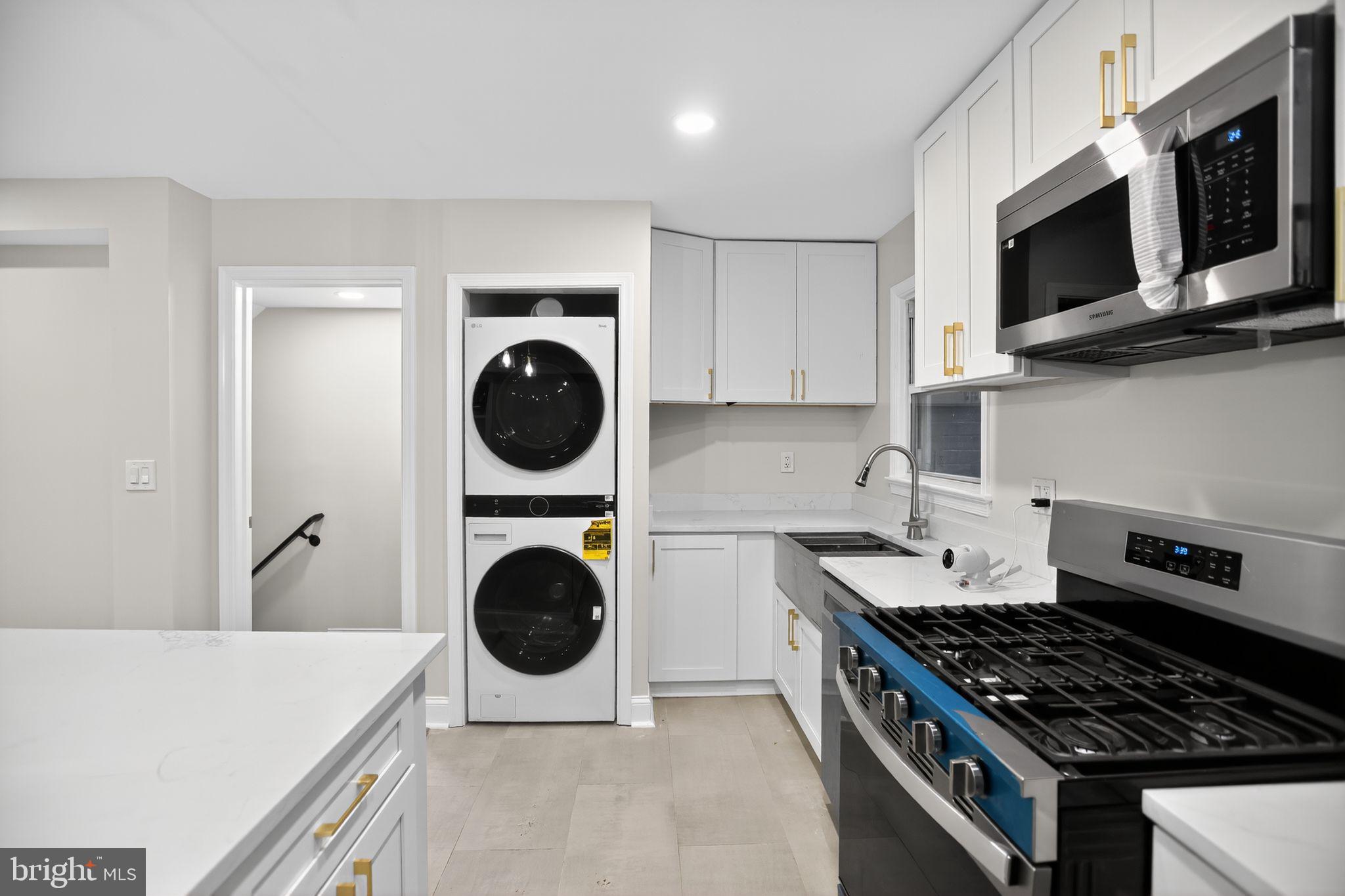 712 CONGRESS STREET SE