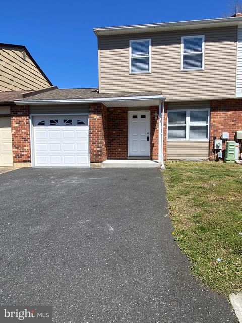 53 BRADLEY DRIVE NEWARK DE 19702