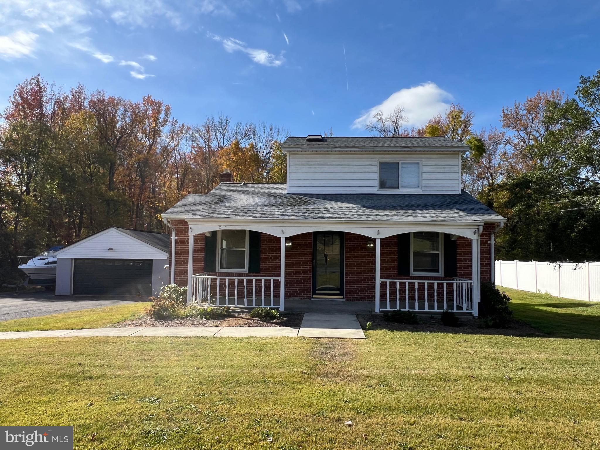 UPPER FALLS - Residential