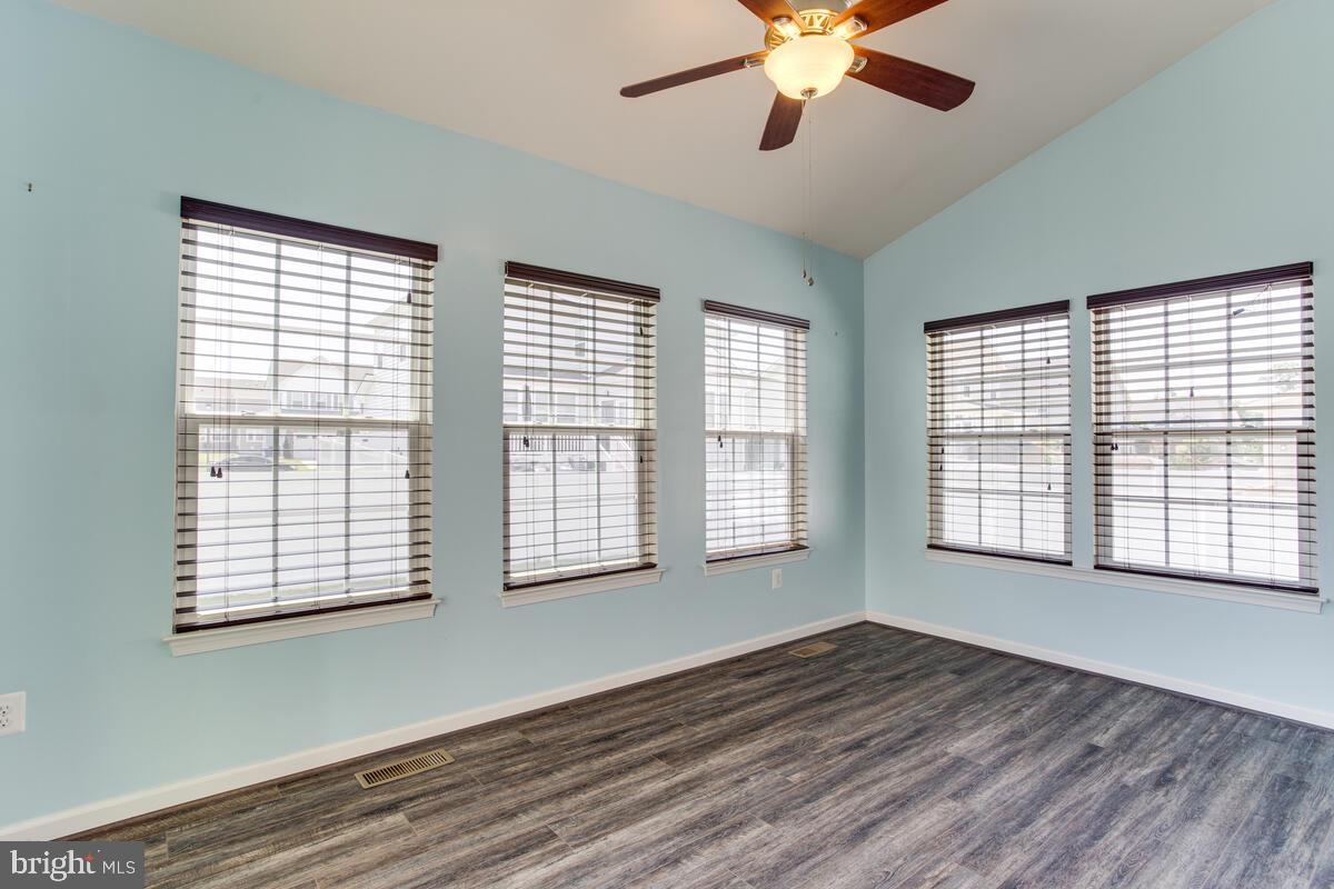 PINEY GROVE ESTATES - Residential