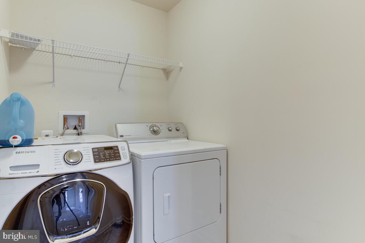 PINEY GROVE ESTATES - Residential