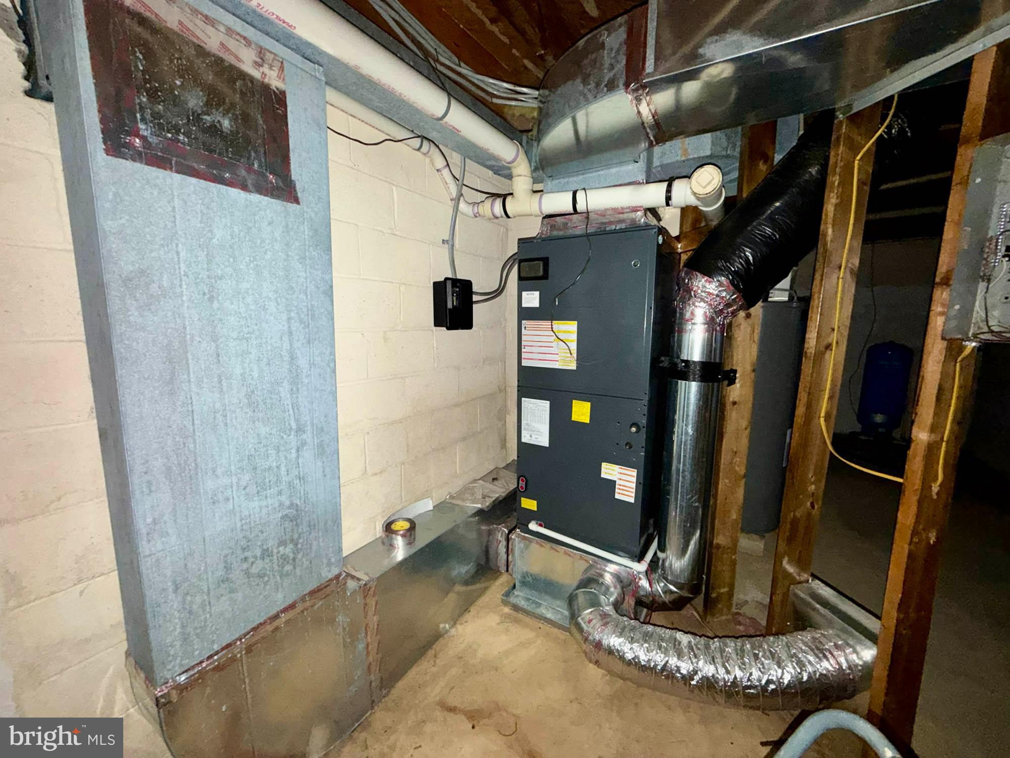 MILLERSVILLE - Residential