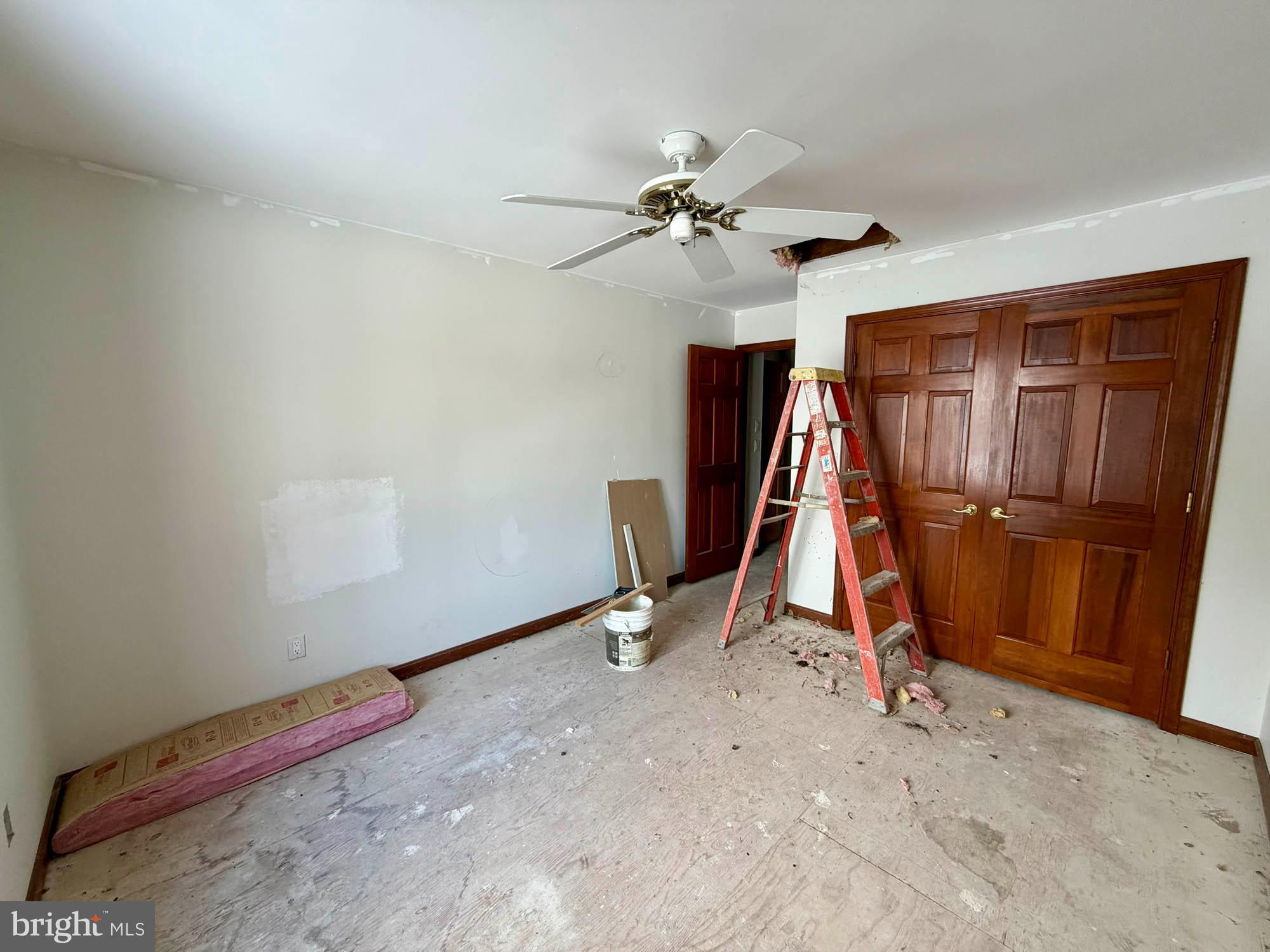 MILLERSVILLE - Residential