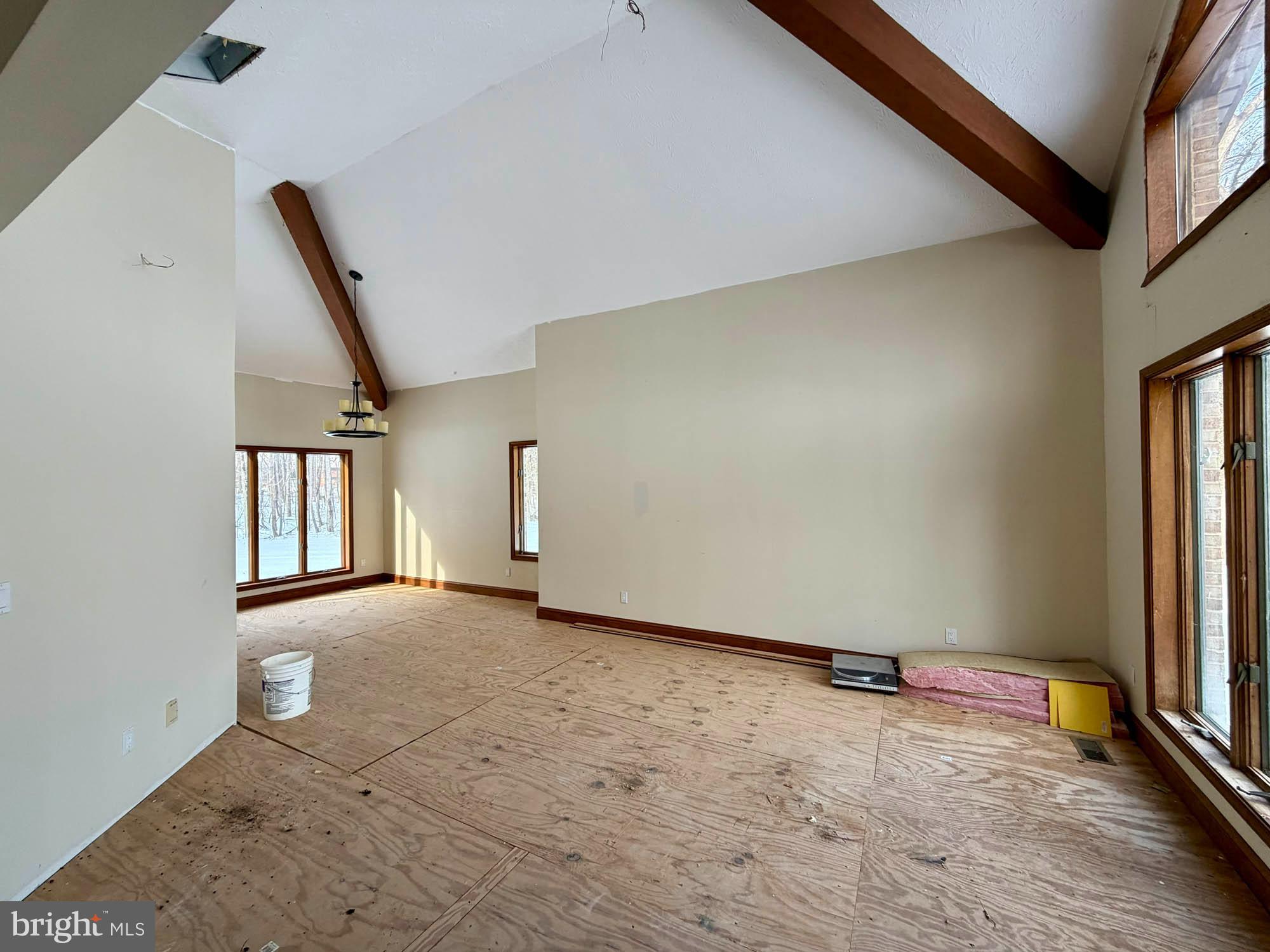 MILLERSVILLE - Residential