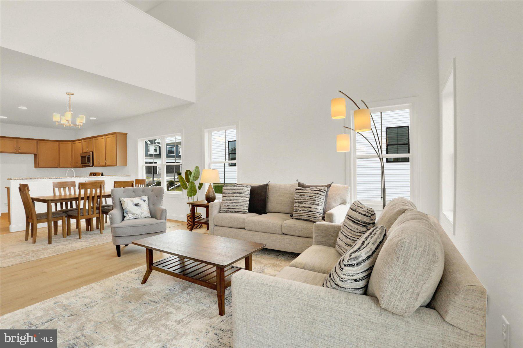 AUTUMN CHASE - Residential