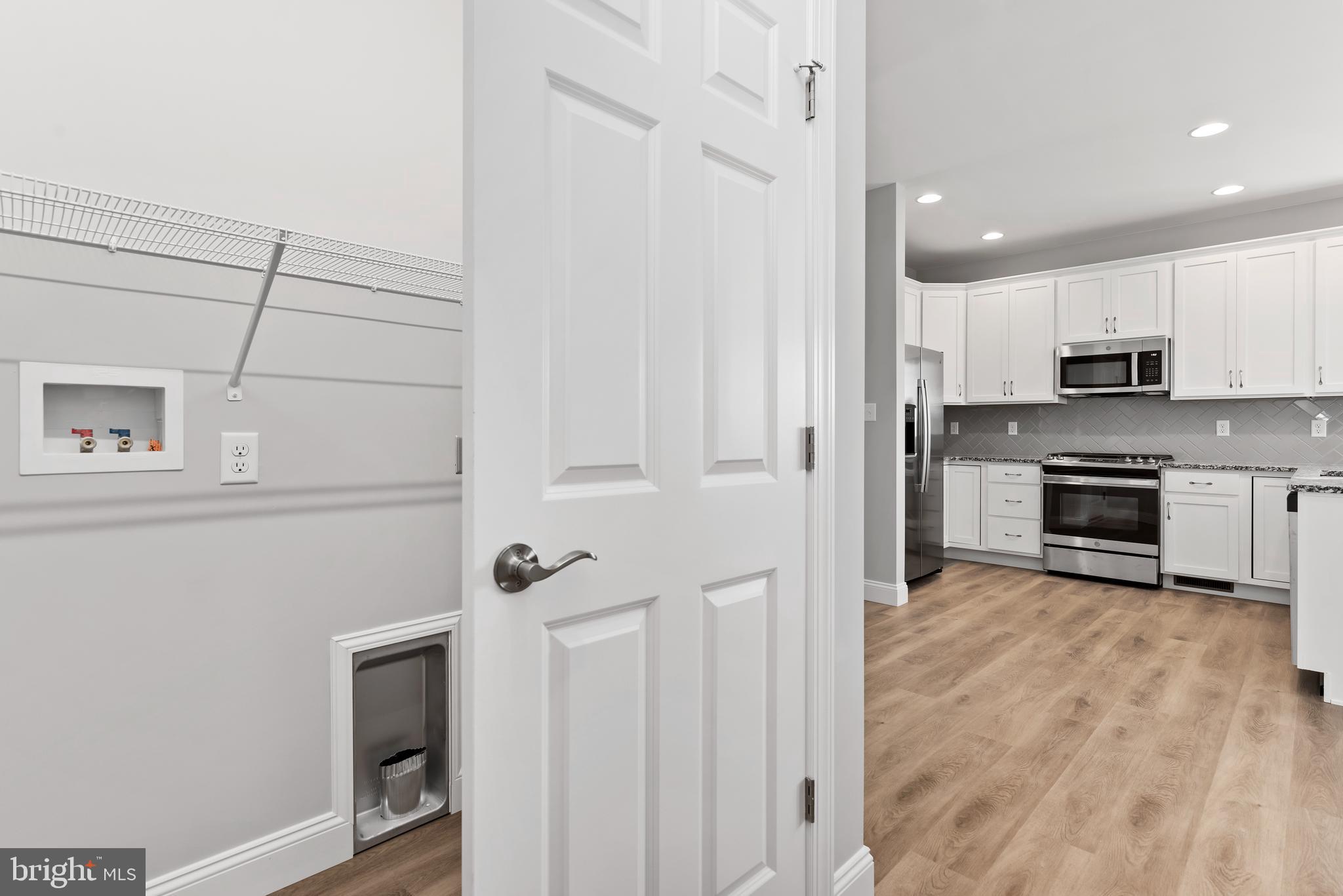 AUTUMN CHASE - Residential