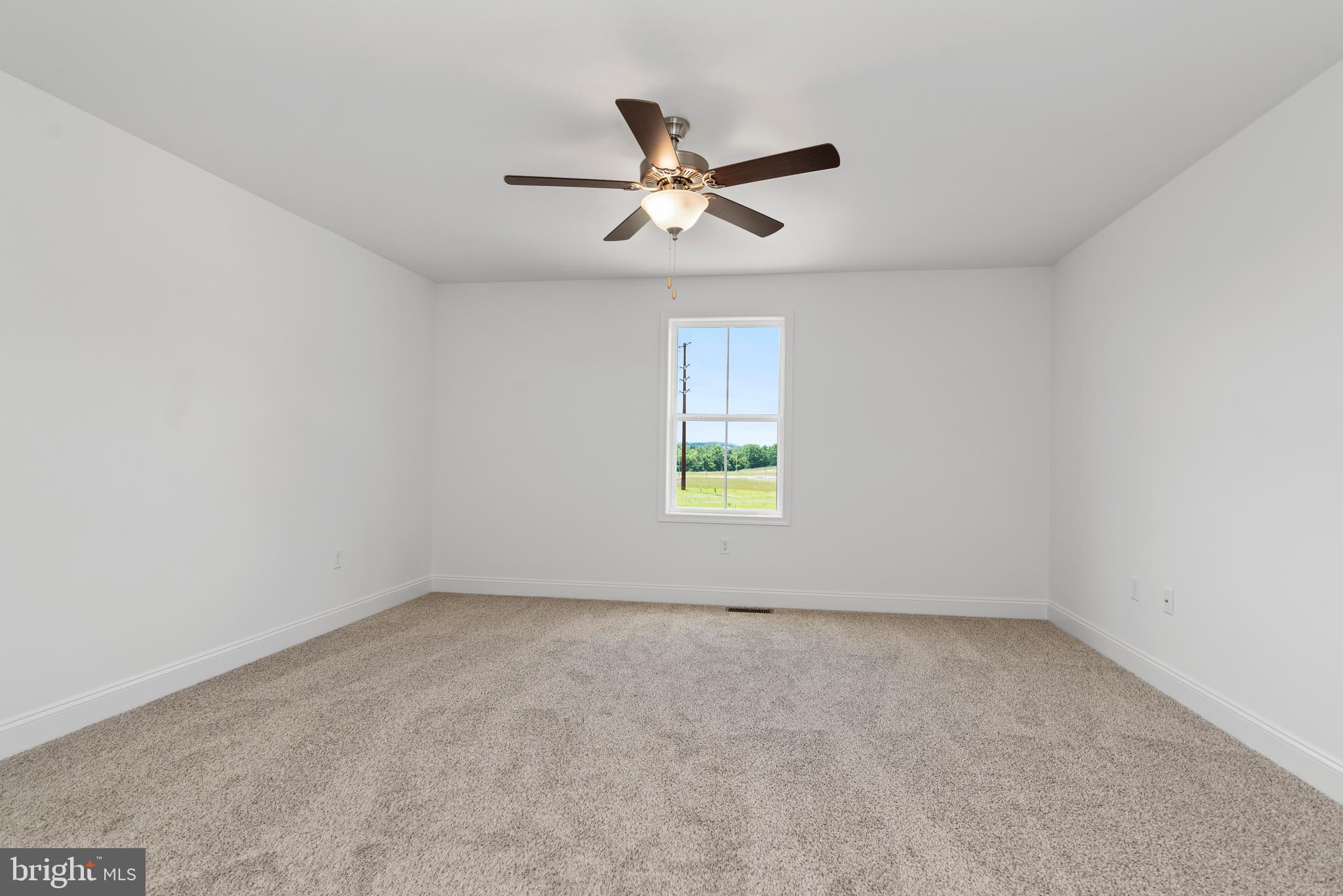 AUTUMN CHASE - Residential