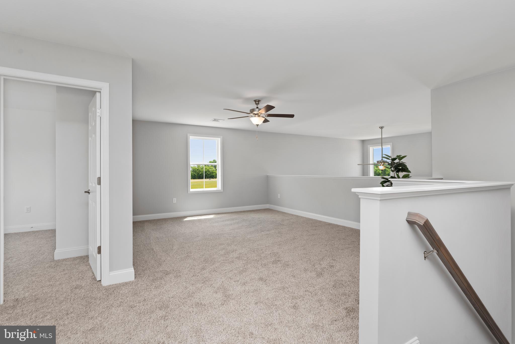 AUTUMN CHASE - Residential