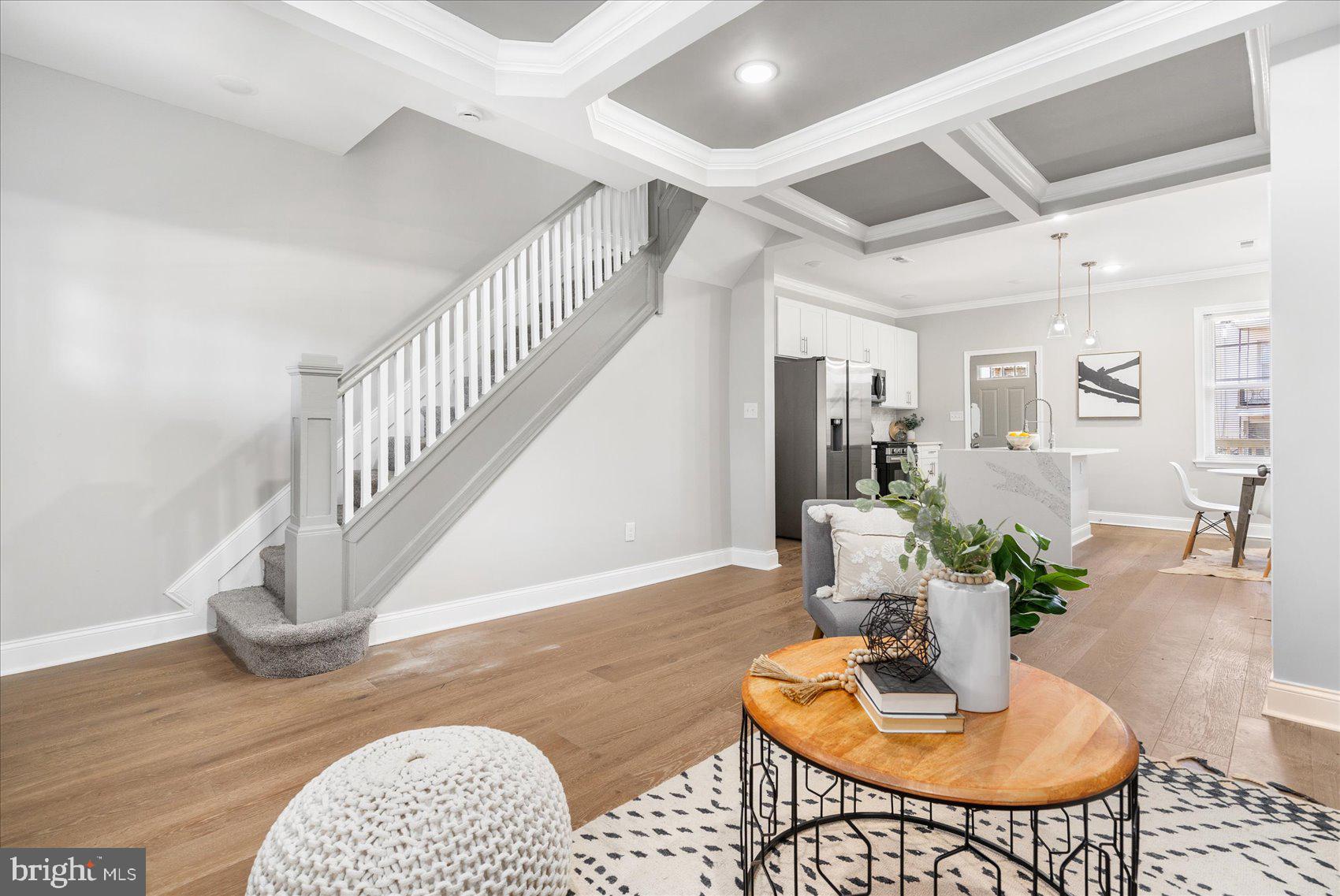 MONDAWMIN - Residential