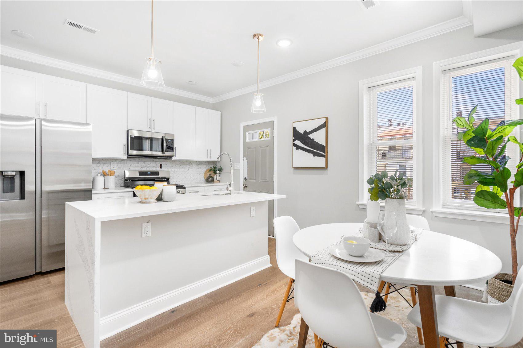 MONDAWMIN - Residential