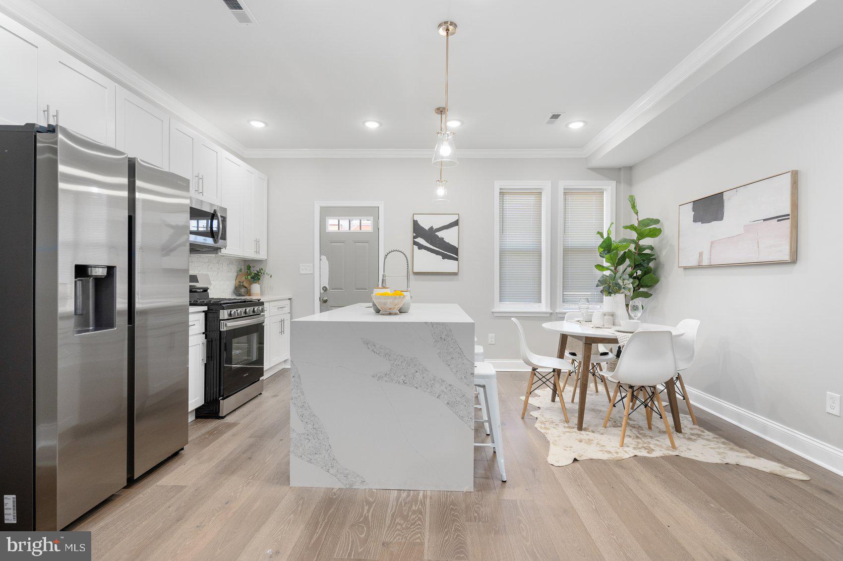 MONDAWMIN - Residential