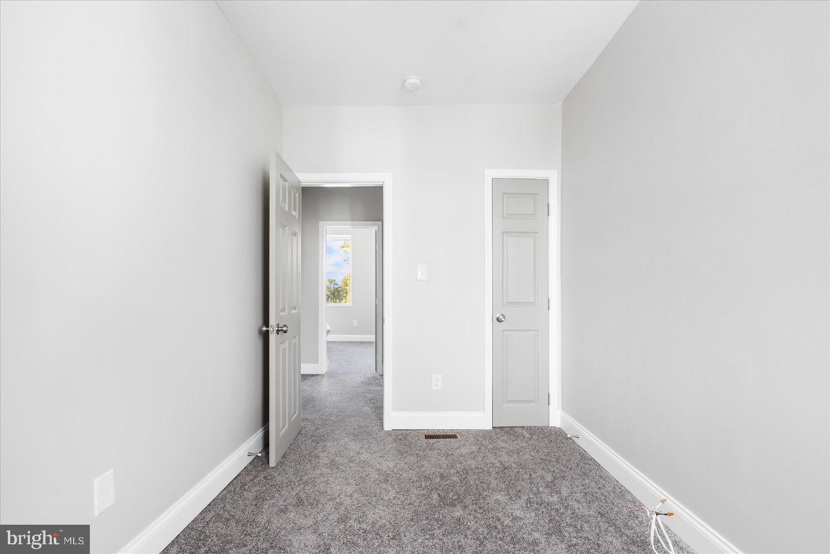 MONDAWMIN - Residential