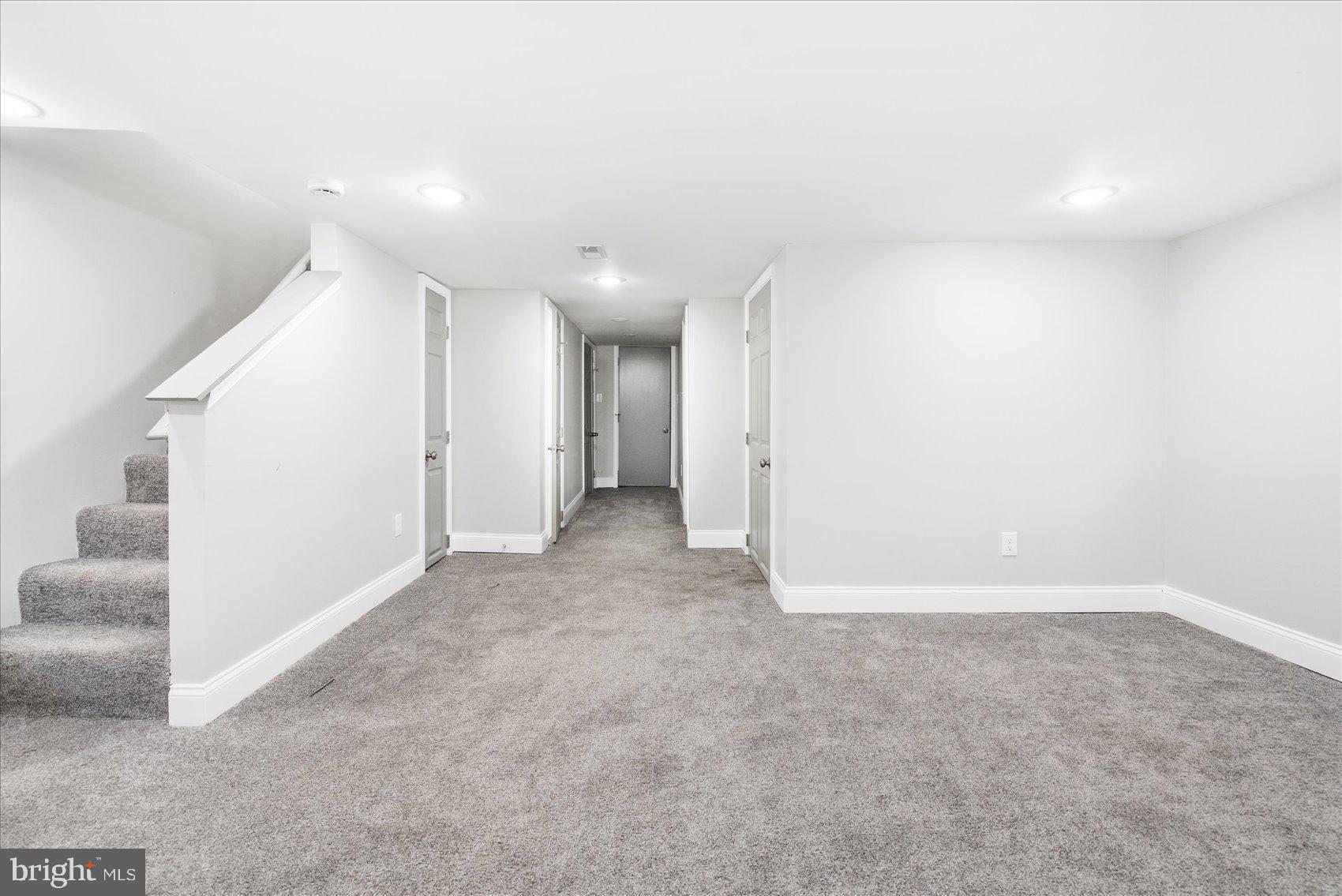 MONDAWMIN - Residential