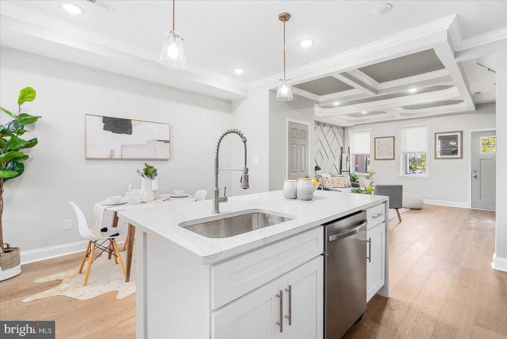 MONDAWMIN - Residential