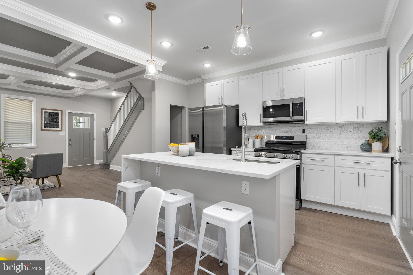 MONDAWMIN - Residential