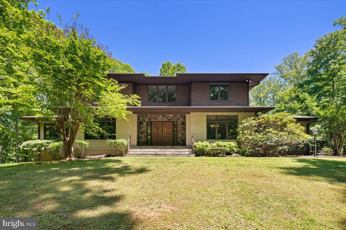 RIVER BEND - Residential