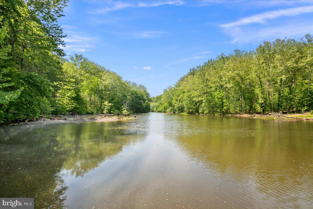 RIVER BEND - Residential