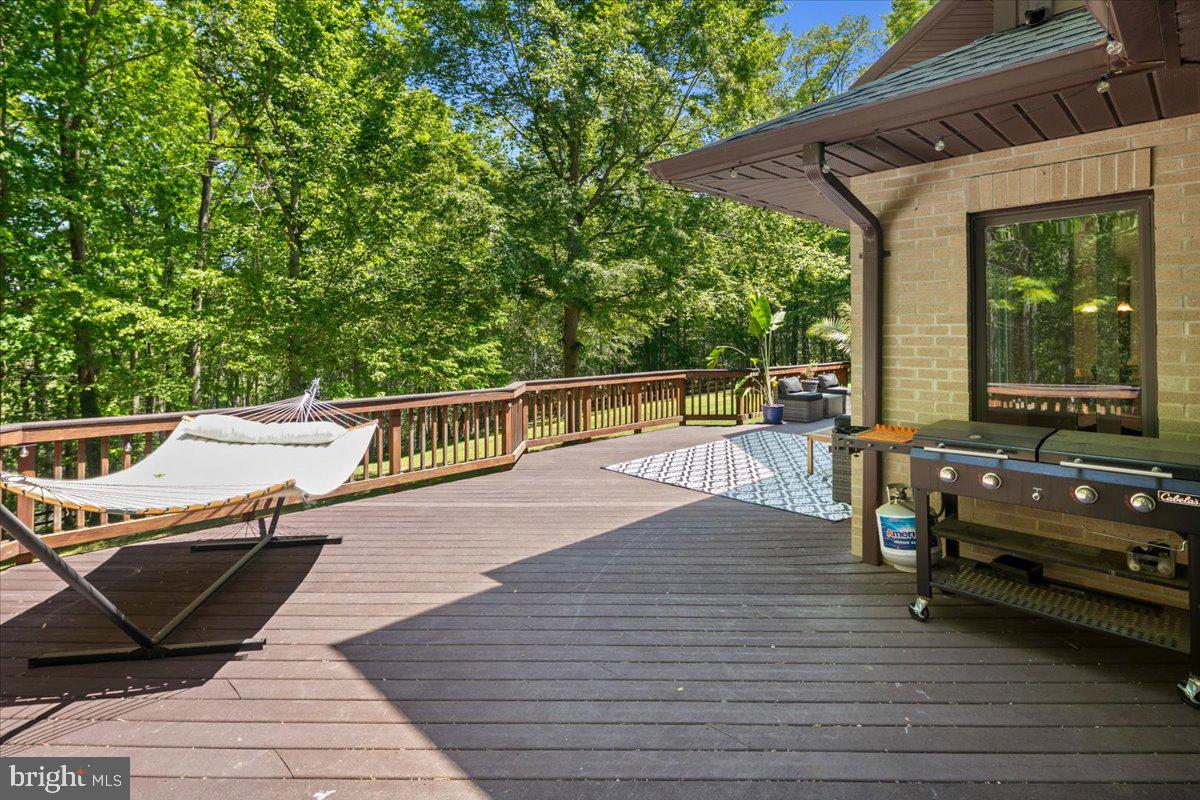 RIVER BEND - Residential