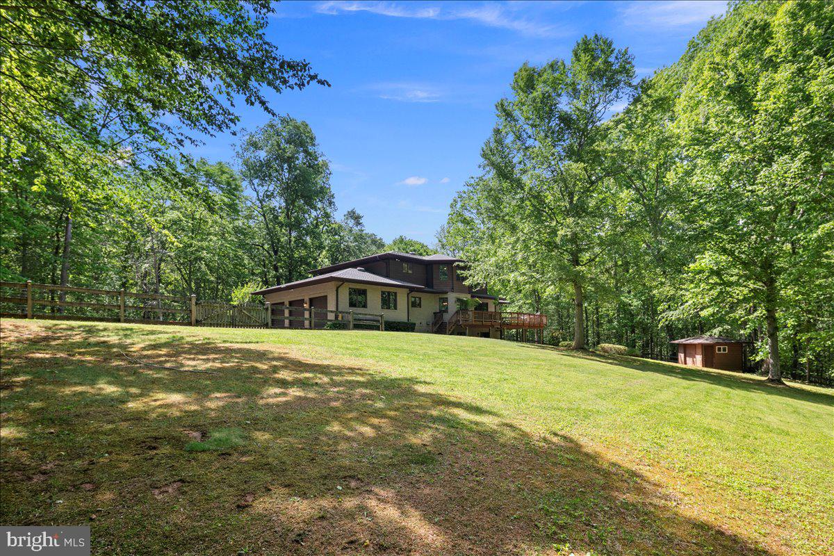 RIVER BEND - Residential