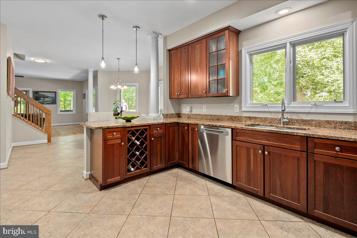 RIVER BEND - Residential