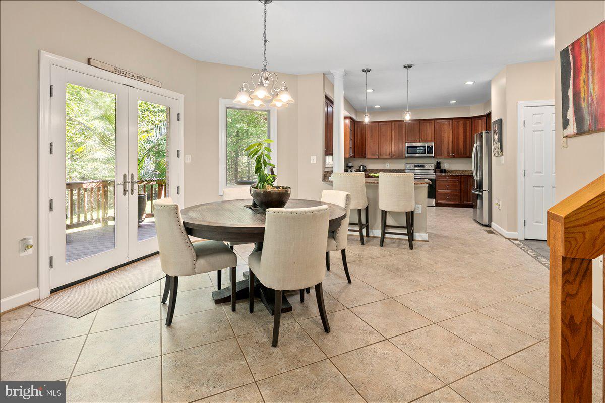RIVER BEND - Residential