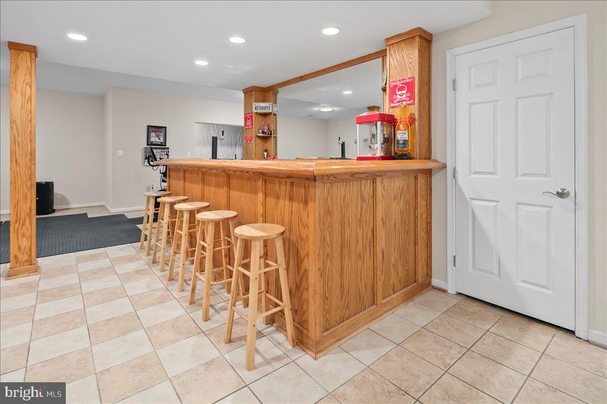 RIVER BEND - Residential
