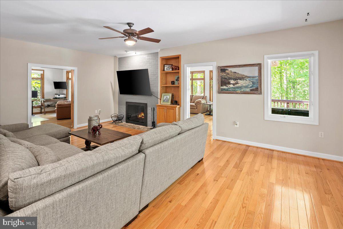 RIVER BEND - Residential